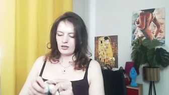 fancynadine posing on webcam 16-Jun-2025