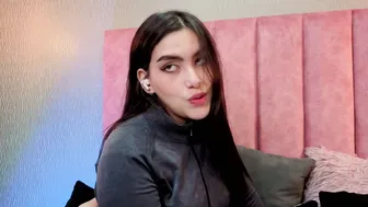 Alexa_thaylor_ on webcam 12-Jan-2026