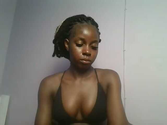 Sexykitten200 armpit - 01-12-2026