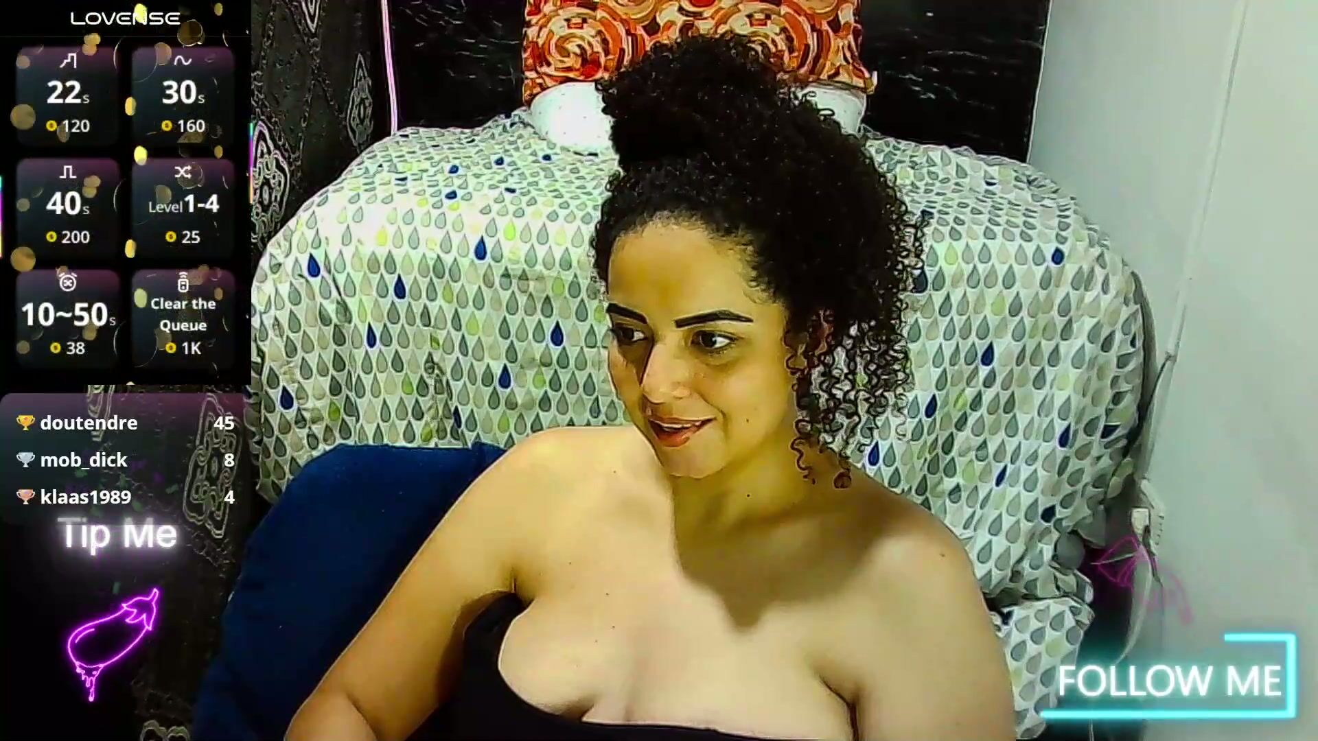 _milf_naughty cam chat 12-Jan-26