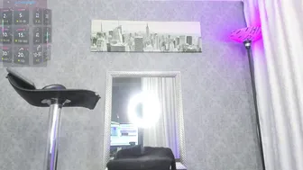 Kitty_wichis chat cam sex (01-12-2026)