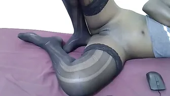 blushing_bunny squirt amateur cam show