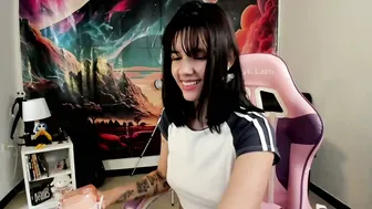 Yunablack porn chat video (01-12-2026)