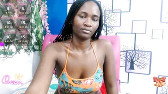 Morena_hot18 dildo on cam