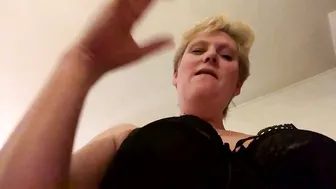 queenbeeangel recorded nude video 574064