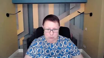Barbaraturners bigboobs show