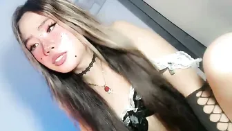 tight_elliana 13 January 2026