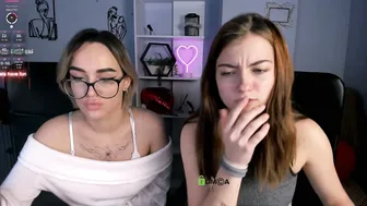 Delina_rey bigboobs 01-13-2026