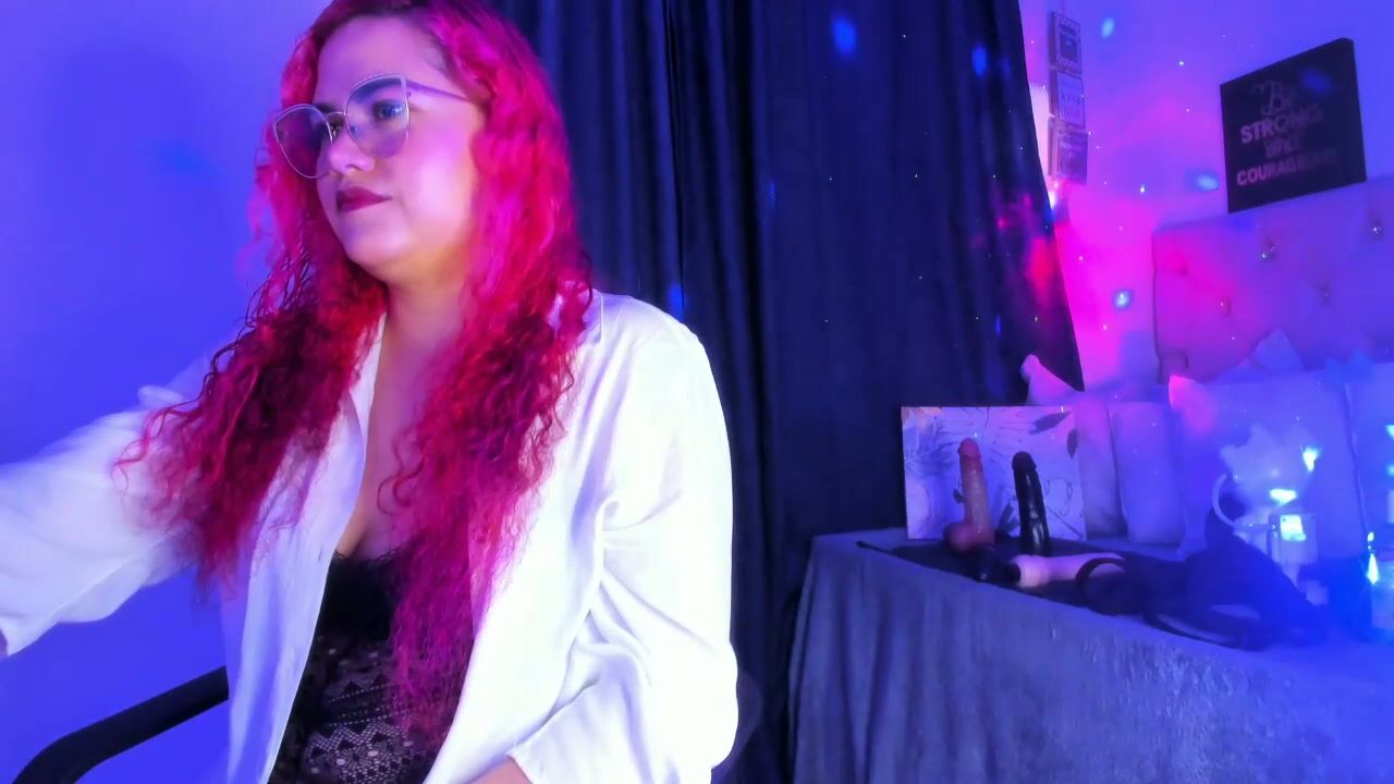 Scarlett_reds bigass video cam