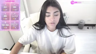Amara_silk posing on cam - 01/13/2026