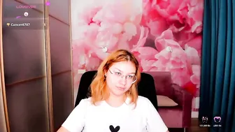 angelinalow interactivetoy horny amateur video