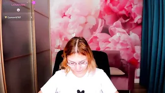 angelinalow interactivetoy horny amateur video