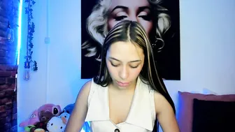 tania06 recorded nude video 577300