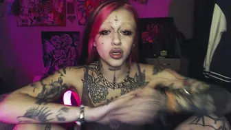 insunnity666 14-Jan-26 goth