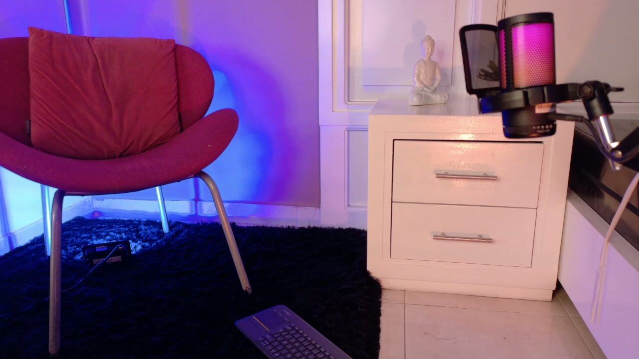 foxyy_roxy video on cam