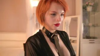 avril_lovein on webcam - 16-Jun-2025