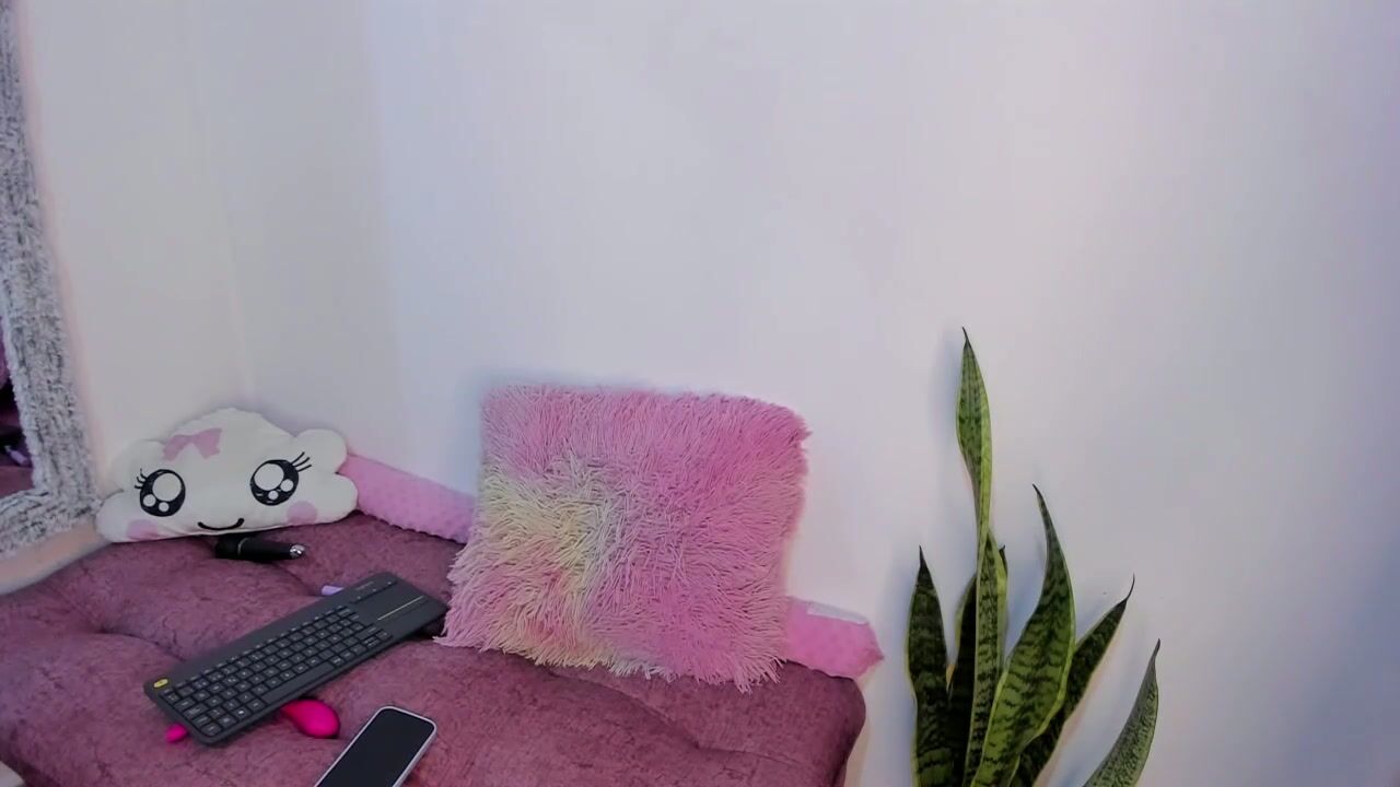 lyzzi_smith01 horny amateur (01/14/2026)