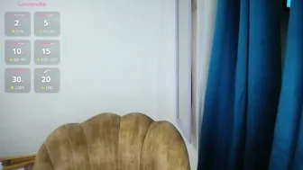 Emilyhines__ live cam video - 01/15/2026