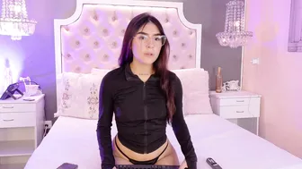Violetblazee webcam chat 15 January 2026
