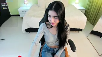 celeste_rous__ posing on webcam (01-15-2026)