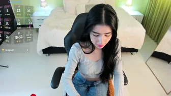 celeste_rous__ posing on webcam (01-15-2026)