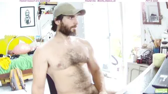 osito_blanco young on live cam