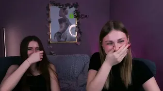 Nekky_mouse new porn chat video