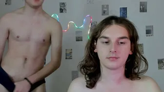 Adrian_hart lovense live on cam
