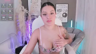 Niaevans_x horny amateur video posing on cam