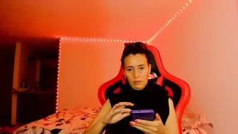 Zoe_jeane_beker (06/17/2025)