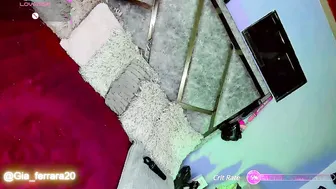 gia21xxx bigtits chat sex