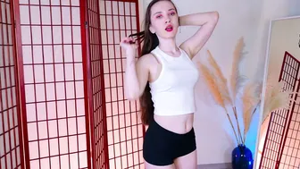 Silentlily on live cam cam chat