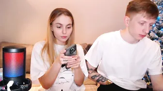 Julsweet young nude chat