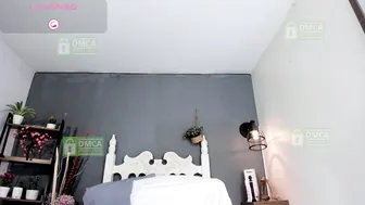 lady_hellen cam sex 01-17-2026