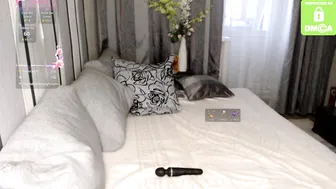Yourplanetoflove nude on cam (01/17/2026)