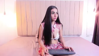 escar_let recorded nude video 595586