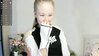 melodievejar blonde - (01/18/2026)