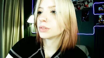 arielabradberry sph chat girl porn