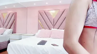 Roxy_flame_ live webcam show 01/18/2026