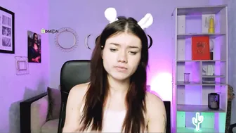 Dakota_simple (01/19/2026) bigboobs