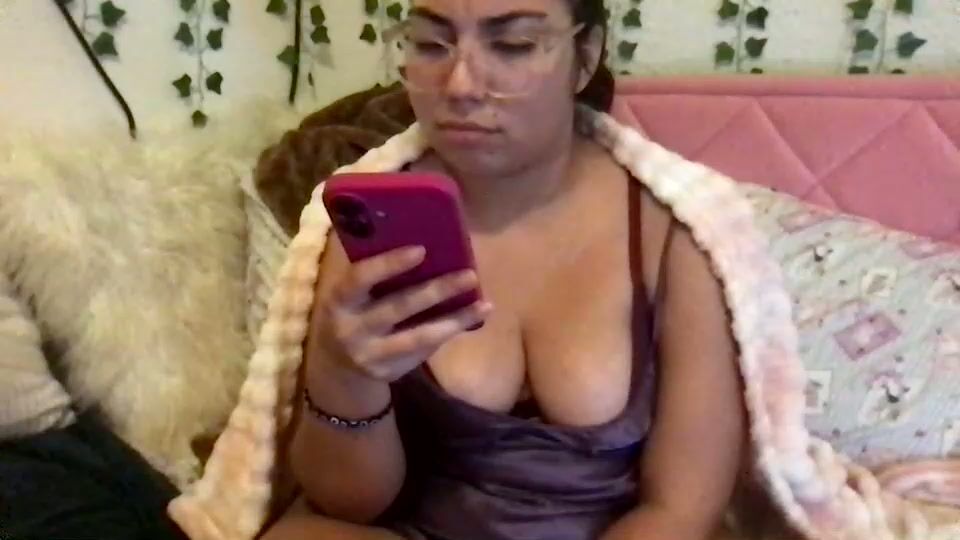 Honeyy_89 19-Jan-26 bigboob
