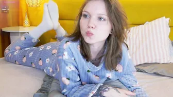 lessysweety recorded nude video 599002