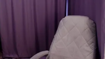 seeemily anal posing on webcam