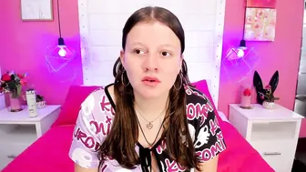 Mia_parker02 hot live cam video 19-Jan-26