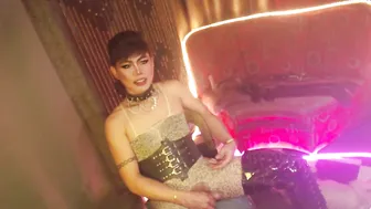 ur_dominatrix smoke porn cam video