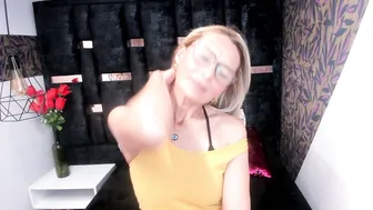 issa_milf__ recorded nude video 599966