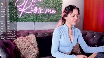 lillymaxwell chat cam sex 06-17-2025