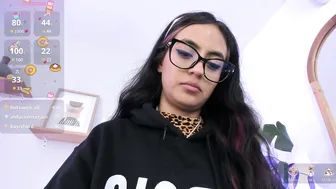 emilyy_bank porn sex chat (06/18/2025)