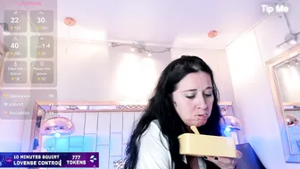 lady_hellen amateur cam video - (06/18/2025)