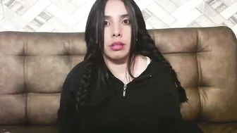 laya_seduce naked cam porn videos